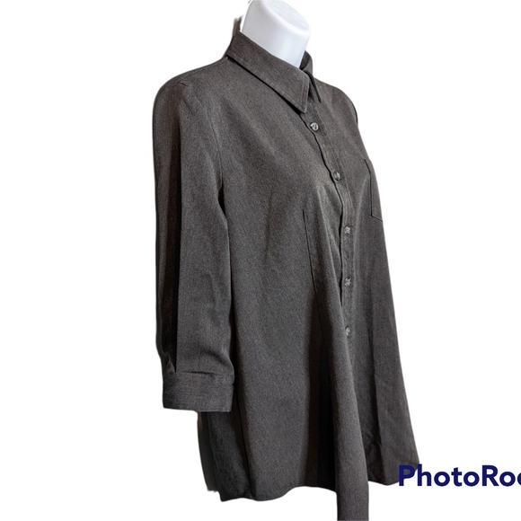 Motherhood 3/4 Sleeve Button Down Gray Shirt Size Small - Picture 4 of 7